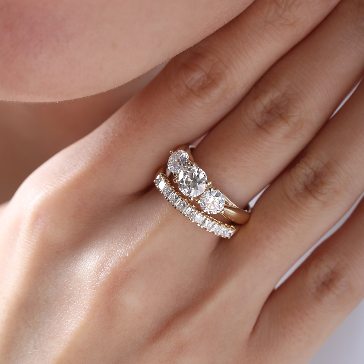 Laboratory synthetic old Oche ring