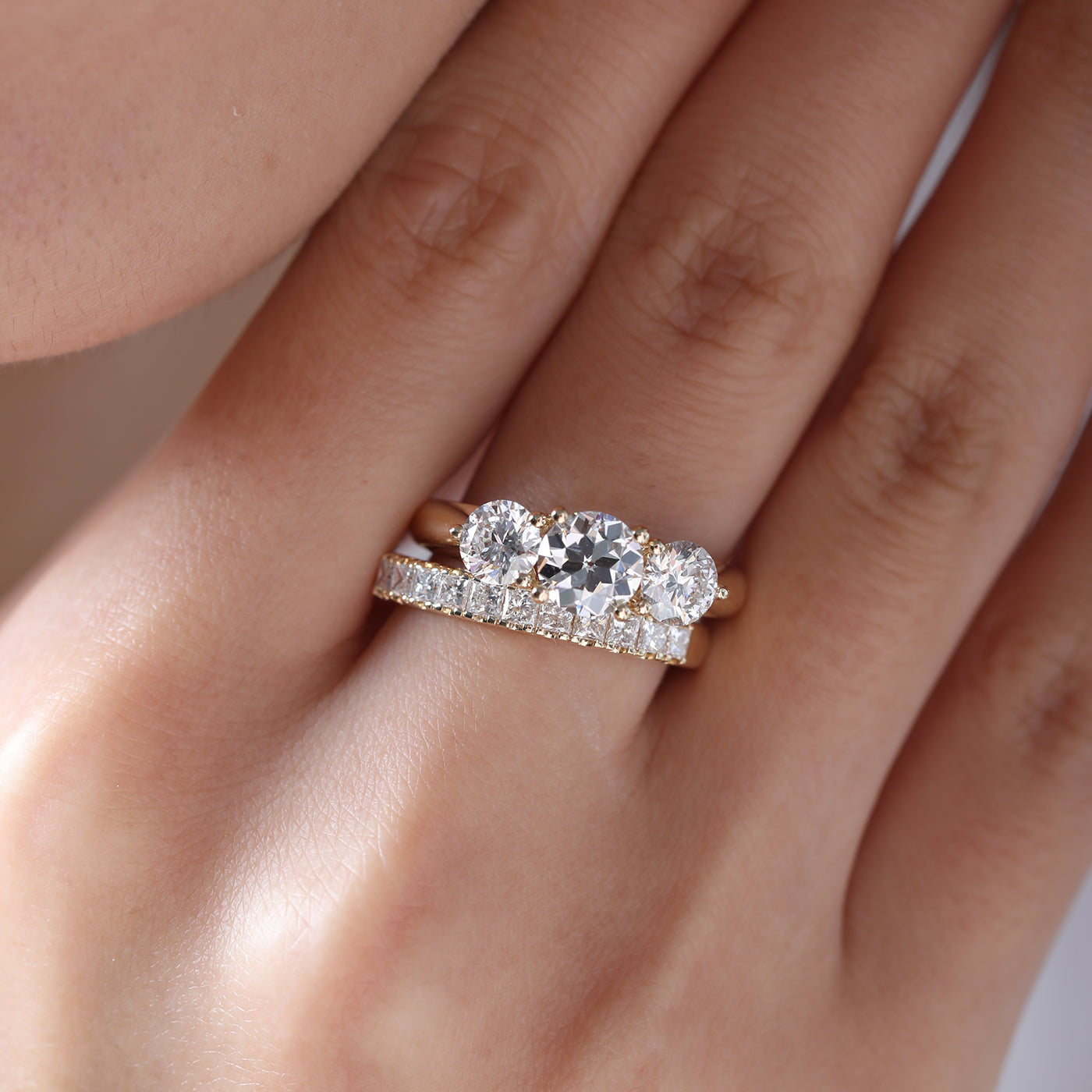 Laboratory synthetic old Oche ring